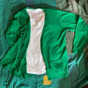 Isaac Mizrahi green button up sweater size Lg